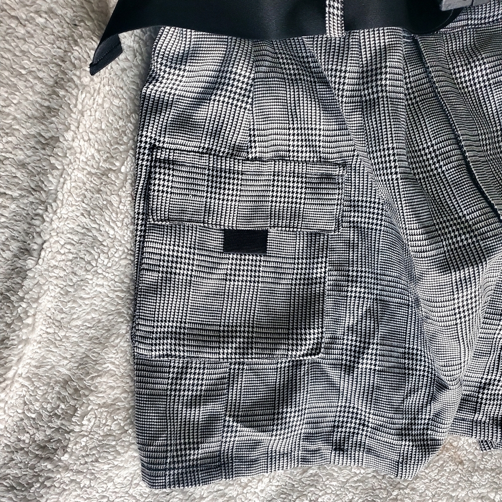 Plaid Skirt School Girl Mini Skirt Black/White Preppy Cargo Emily in Paris - Picture 4 of 7